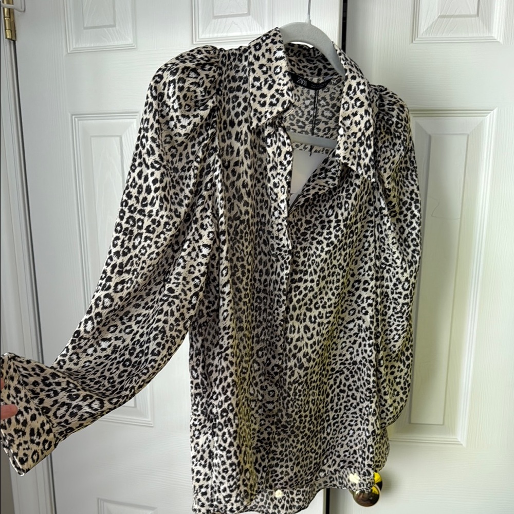 NWT Zara Black and Cream Blouse Leopard Print Blouse